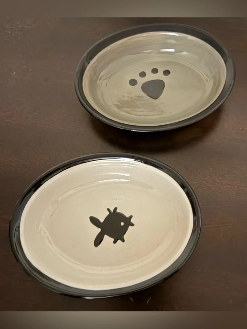 PetRageous Designs Stoneware Pet Bowl Set | Paw Print | 1 Cup | Set of 2